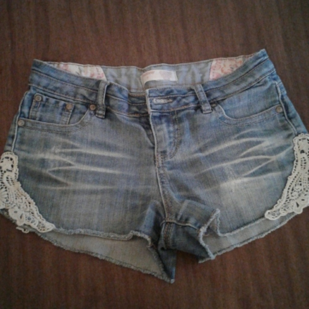 Juniors No Boundaries BlueJean Shorts
